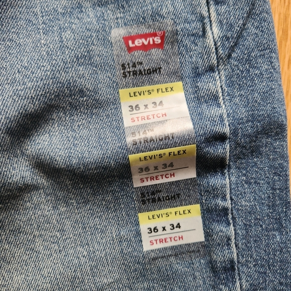 NWT Levi's 514 Straight Jeans - Picture 5 of 11
